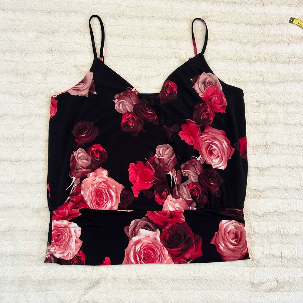 White House Black Market Rose Floral Red Black Camisole Button detail Size M